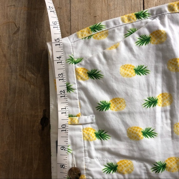 Old Navy pineapple print shorts, 2 - Picture 5 of 11